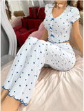 Chic Printed 2-Piece Pajama Set – Elegant Women’s Sleepwear with a Sophisticated Slim-Fit Silhouette