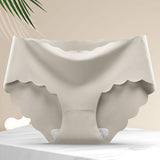 Hot-Selling Ice Silk Seamless One-Piece Underwear Women Comfortable Mid-Rise Nylon Cotton Crotch Girls' Thongs Plus Size