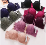 Women’s Seamless Push-Up Bra – Deep V-Neck Underwire Support with Side-Contouring Design