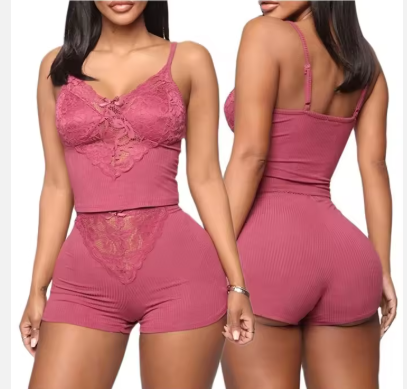 Luxury Plus Size 2-Piece Pajama Set – Elegant Women’s Sleepwear with Natural Fit and Sophisticated Silhouette