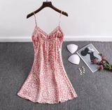 Luxury Built-in Bra Nightgown – Elegant Women’s Nightdress with Sophisticated Lace Cuffs and Intricate Cut-Out Details