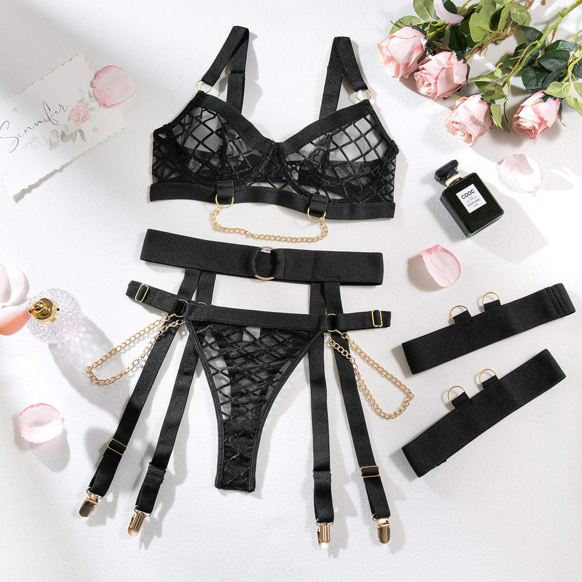 Sexy Lingerie Hollow Out Mesh See-Through Comfortable Three-Piece Lingerie Set Fashion
