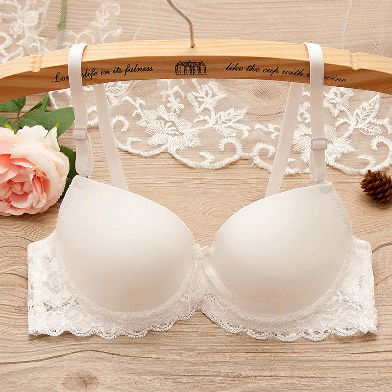 Japanese Style Bra for Teen Girls - Medium-Thin Padded Solid Color Smooth Cup with Sexy Lace Ideal for College Students