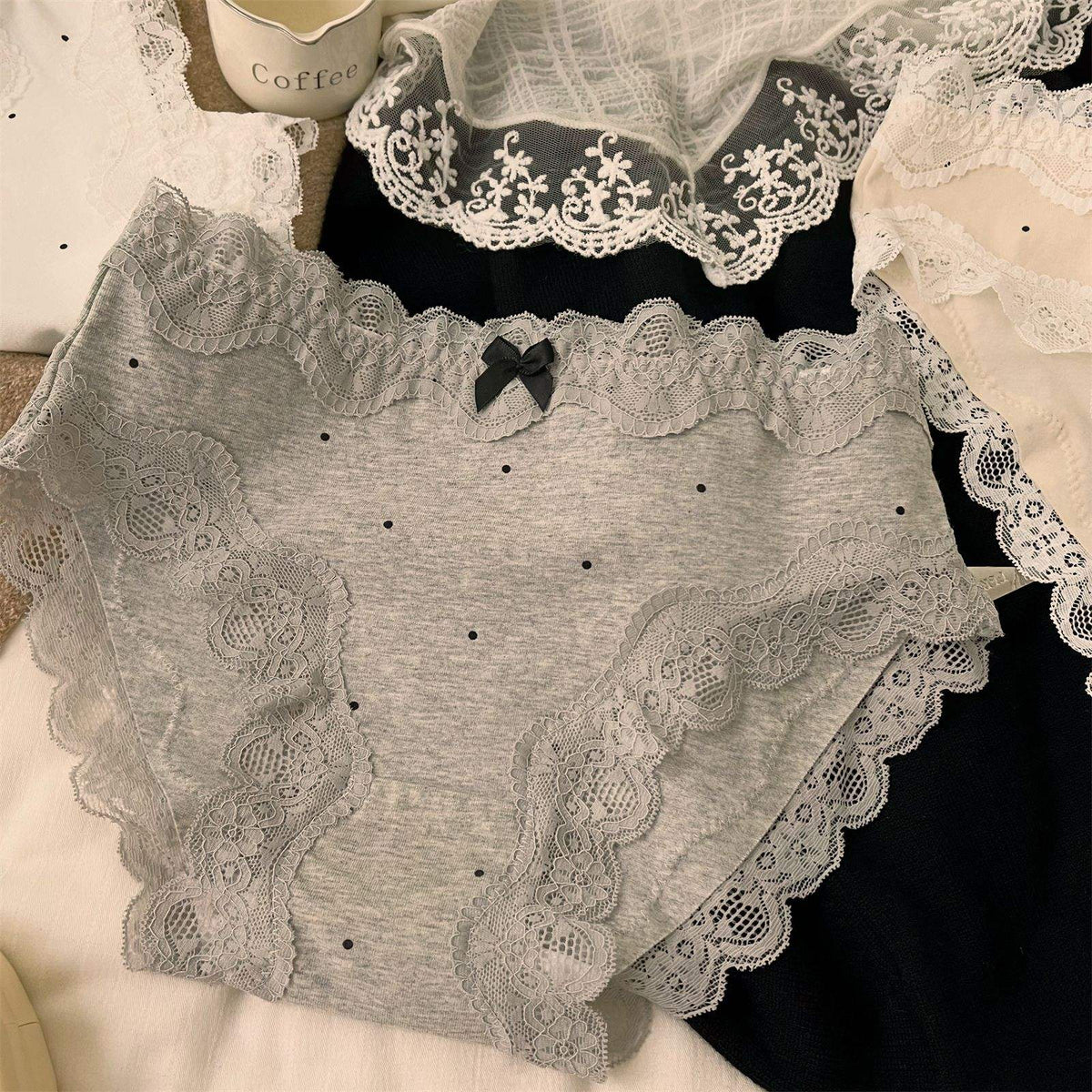 Soft Lace-trimmed Polka Dot Ballet Girl Pure Tempting Style Breathable Women's Mid-Rise Cotton